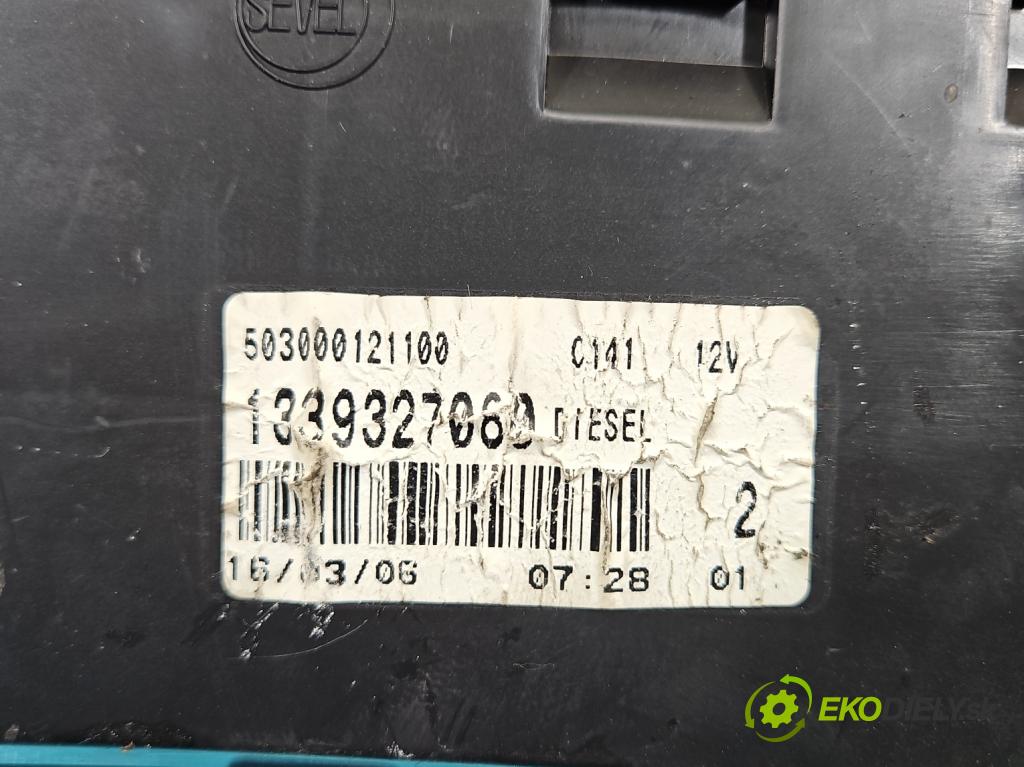 Fiat Ducato II 1994-2006 2.8 jtd 128 HP manual 94 kW 2800 cm3 5- prístrojovka/ budíky 503000121100 (Prístrojová doska)