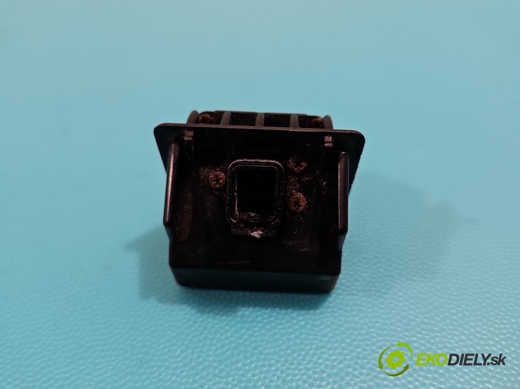 Opel Mokka A 2012-2019 1.6 cdti 136 HP automatic 100 kW 1598 cm3 5- Kamera cúvania 42443659