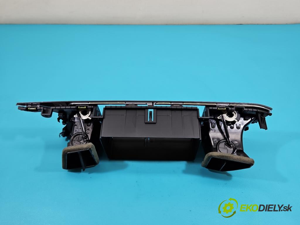 Seat Leon III 2012-2020 1.8 TSI 179KM automatic 132 kW 1798 cm3 5- Mřížka: kúrenia stredová 5F1819110D (Mriežka kúrenia (fukár))