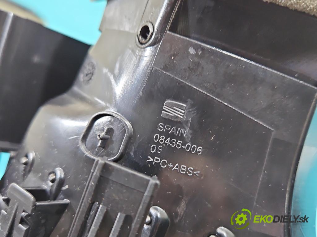 Seat Leon III 2012-2020 1.8 TSI 179KM automatic 132 kW 1798 cm3 5- Mřížka: kúrenia stredová 5F1819110D (Mriežka kúrenia (fukár))