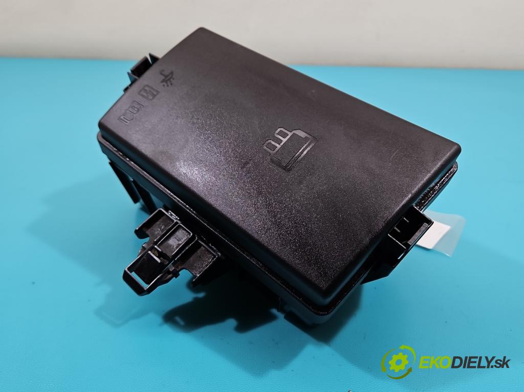 Seat Leon III 2012-2020 1.8 TSI 179KM automatic 132 kW 1798 cm3 5- skříňka pojistková 5Q0907361A (Pojistkové skříňky)