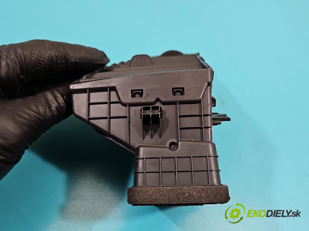 Opel Mokka A 2012-2019 1.6 cdti 136 HP automatic 100 kW 1598 cm3 5- Mřížka: kúrenia stredová 42514221 (Mriežka kúrenia (fukár))