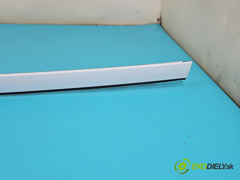 Land rover Discovery Sport 2014-2019 L550 2.0 Td 179KM automatic 132 kW 1999 cm3 5- lišta střecha: ľavé FK72-517C78AD