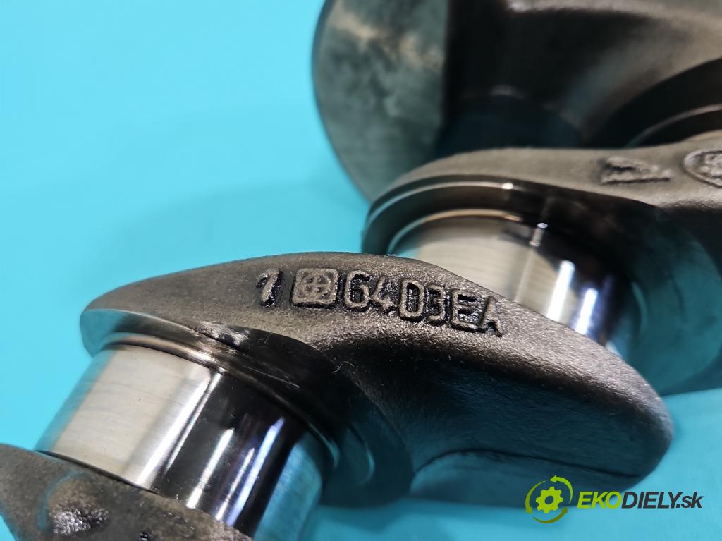 Land rover Discovery Sport 2014-2019 L550 2.0 Td 179KM automatic 132 kW 1999 cm3 5- Hřídel: kľukový G4D3EA (Blok motora ostatné)