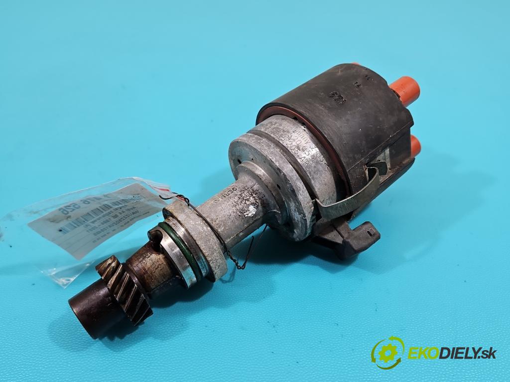 Audi A4 B5 1994-2001 1.6 101 HP manual 74 kW 1595 cm3 4- rozdeľovač 0237520059 (Rozdeľovač)