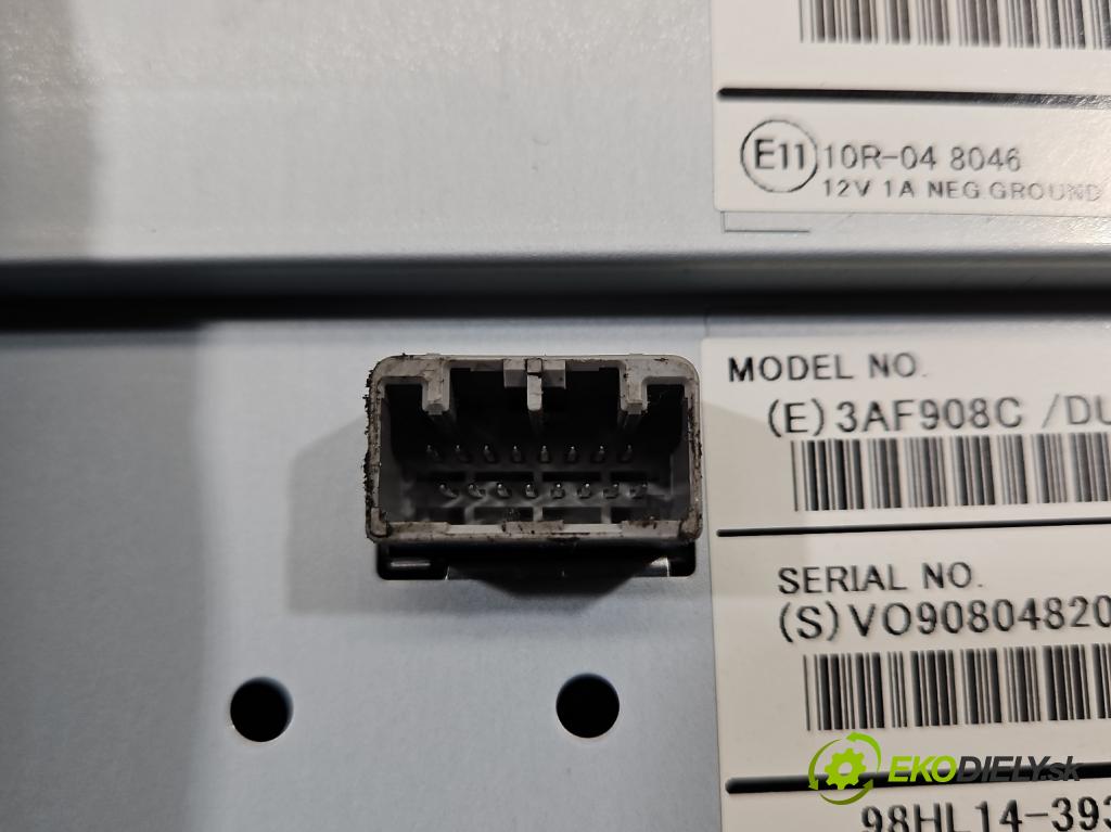 Volvo V40 II 2012-2019 2.0 D3 150 HP automatic 110 kW 1984 cm3 5- Zobrazit: 31382906 (Prístrojová doska)