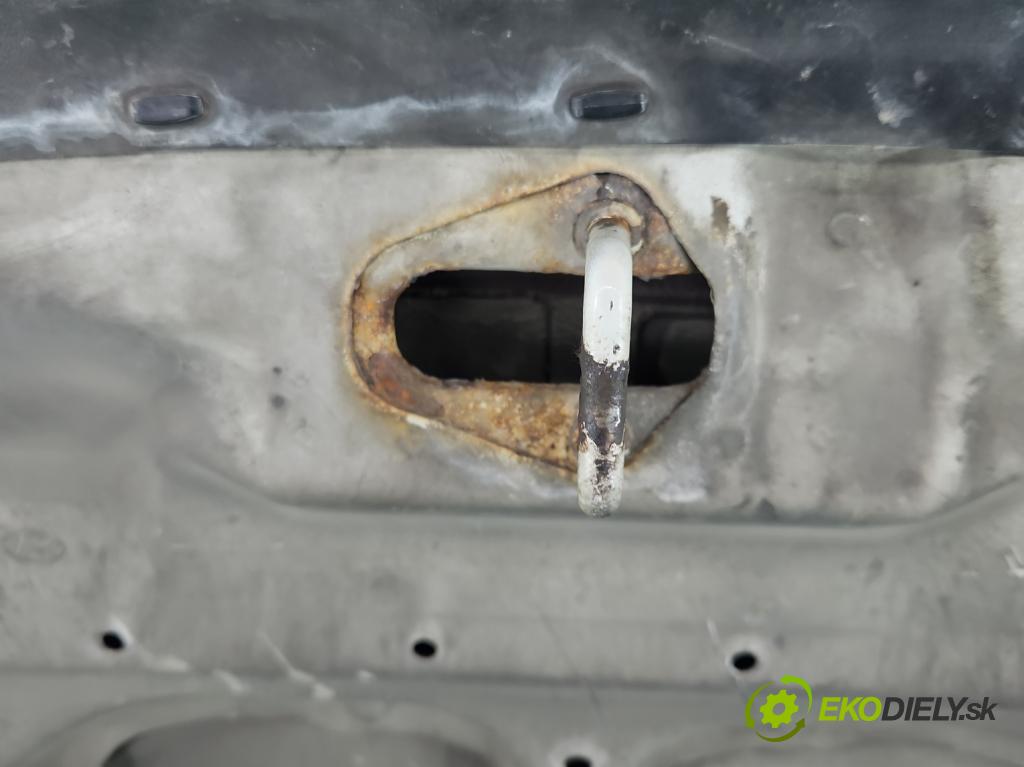 Hyundai I30 I 2007-2012 1.4 16V 109 HP manual 80,2 kW 1396 cm3 5- kapota predná