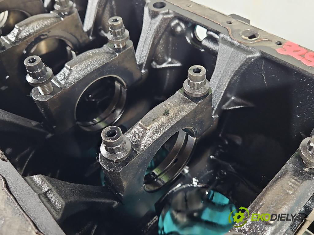 Ssangyong Rexton I 2001-2017 2.7 XDI 165 HP automatic 121 kW 2696 cm3 5- Blok motora 665925 (Blok motora)