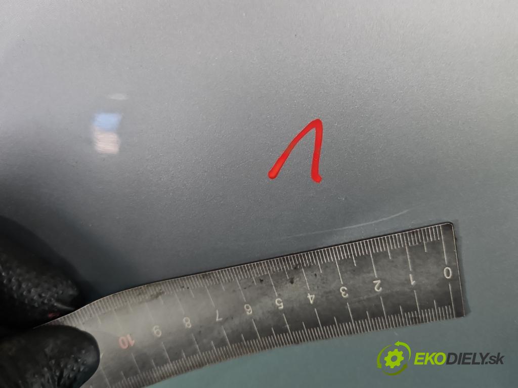 Toyota Aygo II 2014-2022 1.0 vvti 69KM manual 51 kW 998 cm3 5- dveře zadní levé  (Klika dveří ostatní)