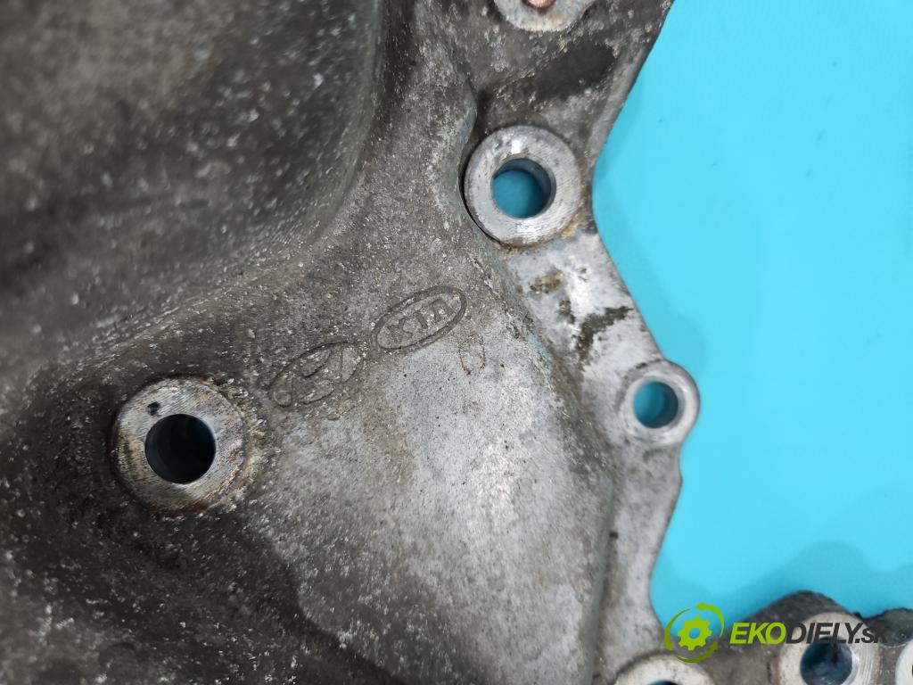 Hyundai I30 I 2007-2012 1.4 16V 109 hp manual 80.2 kW 1396 cm3 5- obal vačkový R82Y (Kryt motoru )