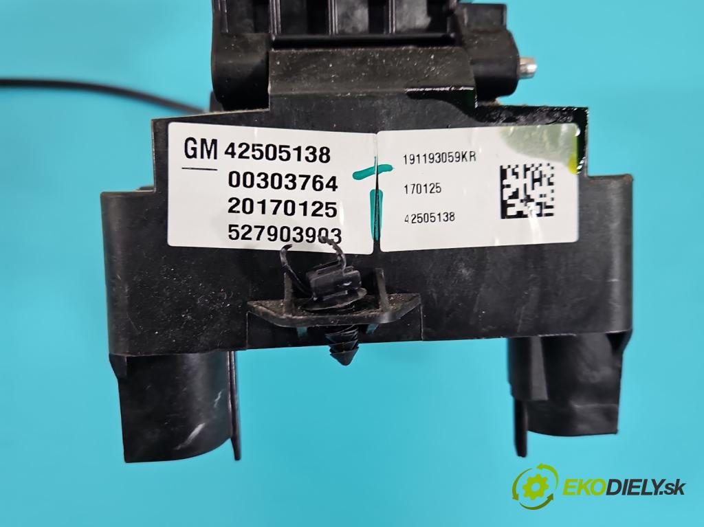 Opel Mokka A 2012-2019 1.6 cdti 136 HP automatic 100 kW 1598 cm3 5- Páka: Změny: stupeň,rýchlosť 42505138 (Rýchlostná páka (kulisa))