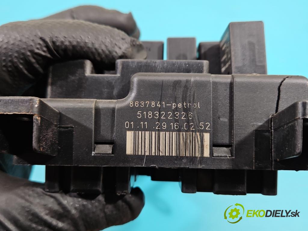 Volvo S60 I 2000-2010 2.4 20V 140 hp manual 103 kW 2435 cm3 4- skříňka pojistková 8637841 (Pojistkové skříňky)