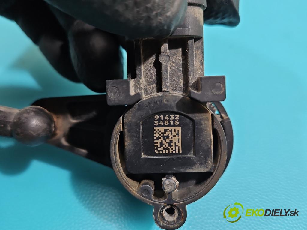 Opel Mokka A 2012-2019 1.6 cdti 136 HP automatic 100 kW 1598 cm3 5- snímač nastavenia xenon 95137279 (Snímač)