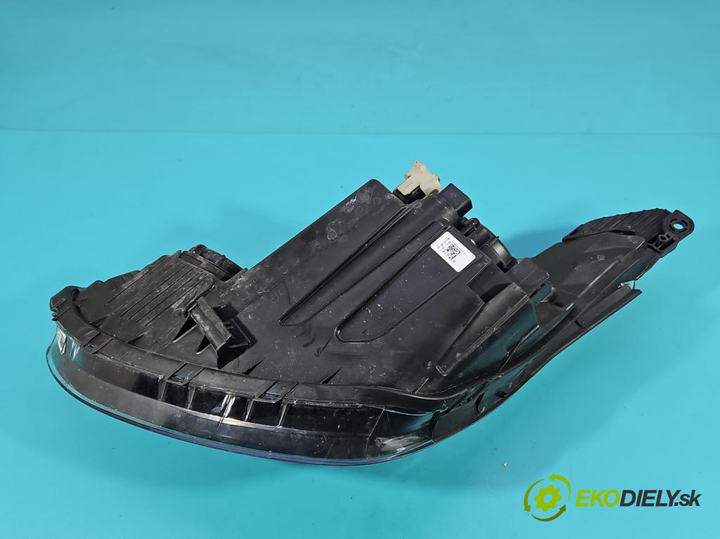 Hyundai I10 II 2013-2019 1.2 16V (G4LA) 87 HP manual 64 kW 1248 cm3 5- Reflektor: pravý 92102-B9000 (Svetlo predné pravé)