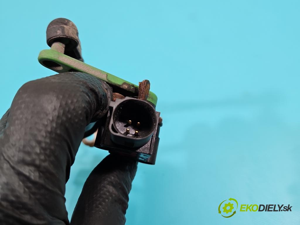 Audi A7 4G 2010-2018 4.0 V8 TFSI 420 hp automatic 309 kW 3993 cm3 5- snímač nastavenia xenon 4H0907503 (Snímač)