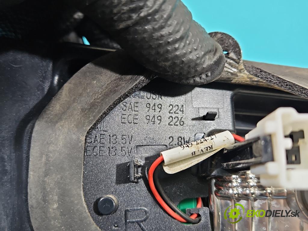 Infiniti QX60 2012- 3.5 V6 265KM automatic 195 kW 3498 cm3 5- světlo zadní pravé 949224 (Klika dveří ostatní)