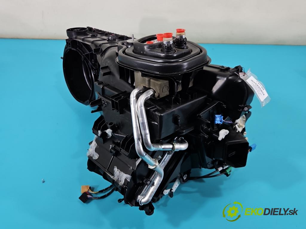 Skoda Superb III 2015-2024 2.0 TDI 190 hp automatic 140 kW 1968 cm3 5- radiátor 5QH816005D (Radiátor topení)