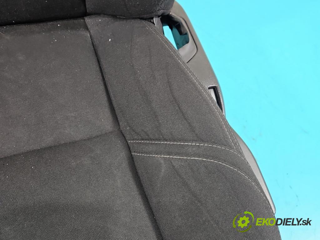 Volvo V40 II 2012-2019 2.0 D3 150 HP automatic 110 kW 1984 cm3 5- Sedačka ľavý  (Sedadlo)