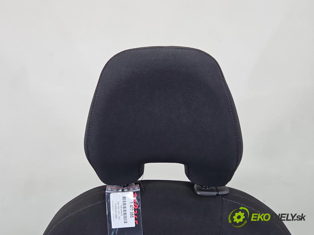 Volvo V40 II 2012-2019 2.0 D3 150 HP automatic 110 kW 1984 cm3 5- Sedačka pravý  (Sedadlo)