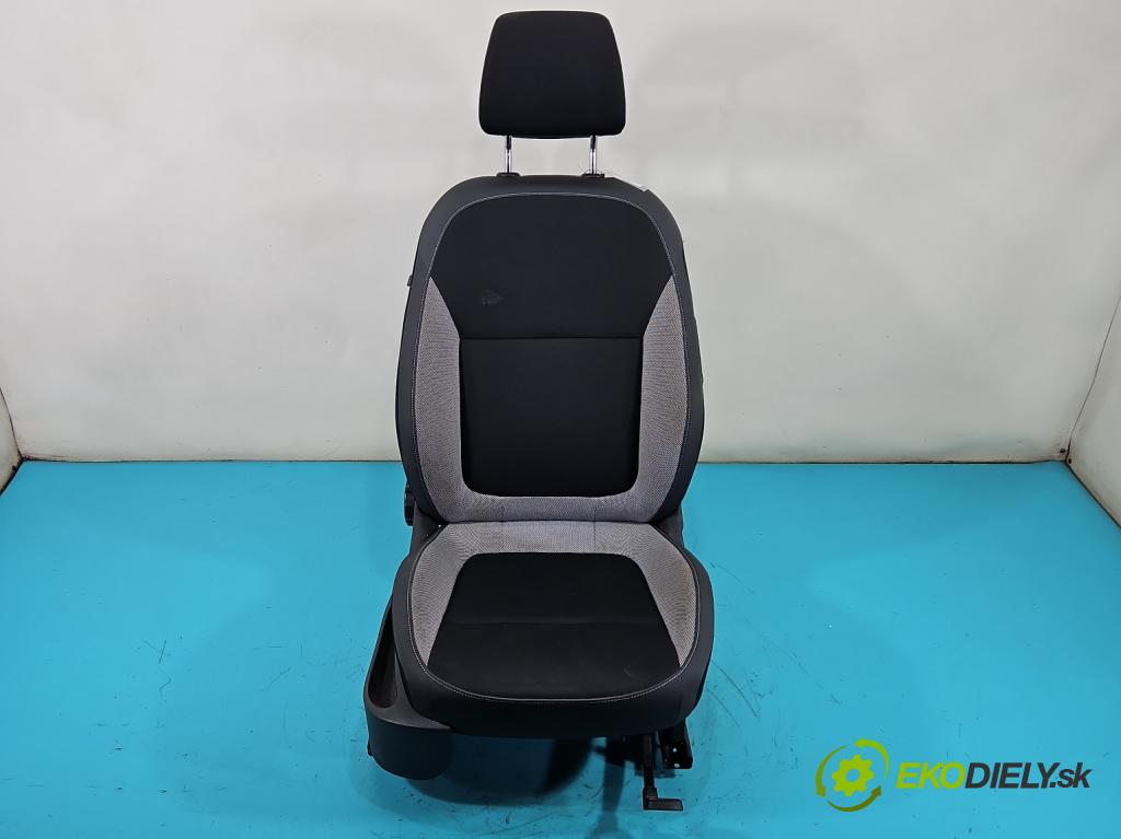 Skoda Fabia III 2014- 2021 1.0 TSI 95 HP manual 70 kW 999 cm3 5- Sedačka pravý  (Sedadlo)