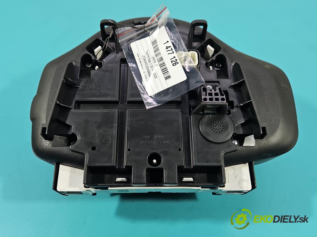 Toyota Aygo II 2014-2022 1.0 vvti 69KM manual 51 kW 998 cm3 5- prístrojovka/ budíky 769167-330U (Prístrojová doska)
