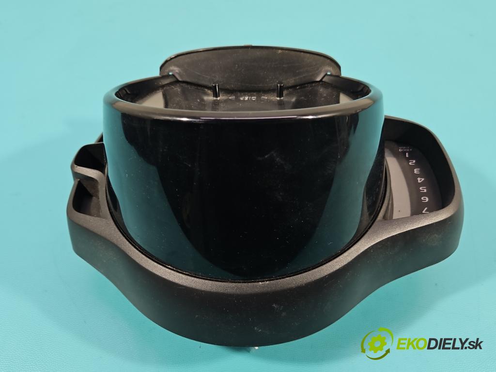 Toyota Aygo II 2014-2022 1.0 vvti 69KM manual 51 kW 998 cm3 5- prístrojovka/ budíky 769167-330U (Prístrojová doska)