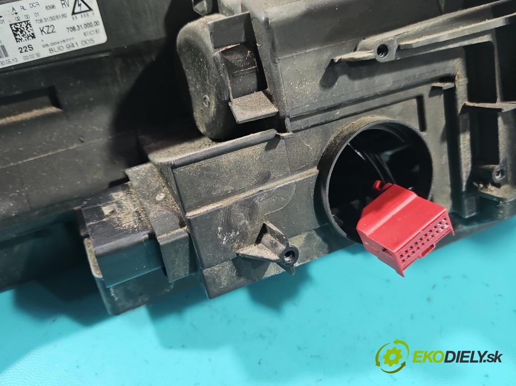 Audi Q3 2011-2018 2.0 tdi 177 hp automatic 130 kW 1968 cm3 5- světlo levý 8U0941005 (Klika dveří ostatní)