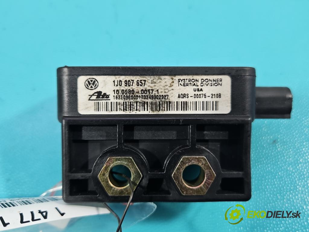 Vw Golf IV 1997-2003 1.9 tdi 90 hp manual 66 kW 1896 cm3 5- snímač ESP 1J0907657