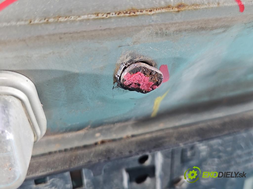 Toyota Avensis II T25 2003-2008 1.8 16V 129 hp manual 95 kW 1794 cm3 5- zadní kufrové dveře  (Zadní kapota (kufr))