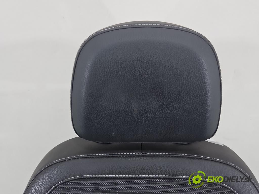 Opel Astra IV 2009-2015 1.4 T 140 HP manual 103 kW 1364 cm3 5- Sedačka ľavý  (Sedadlo)