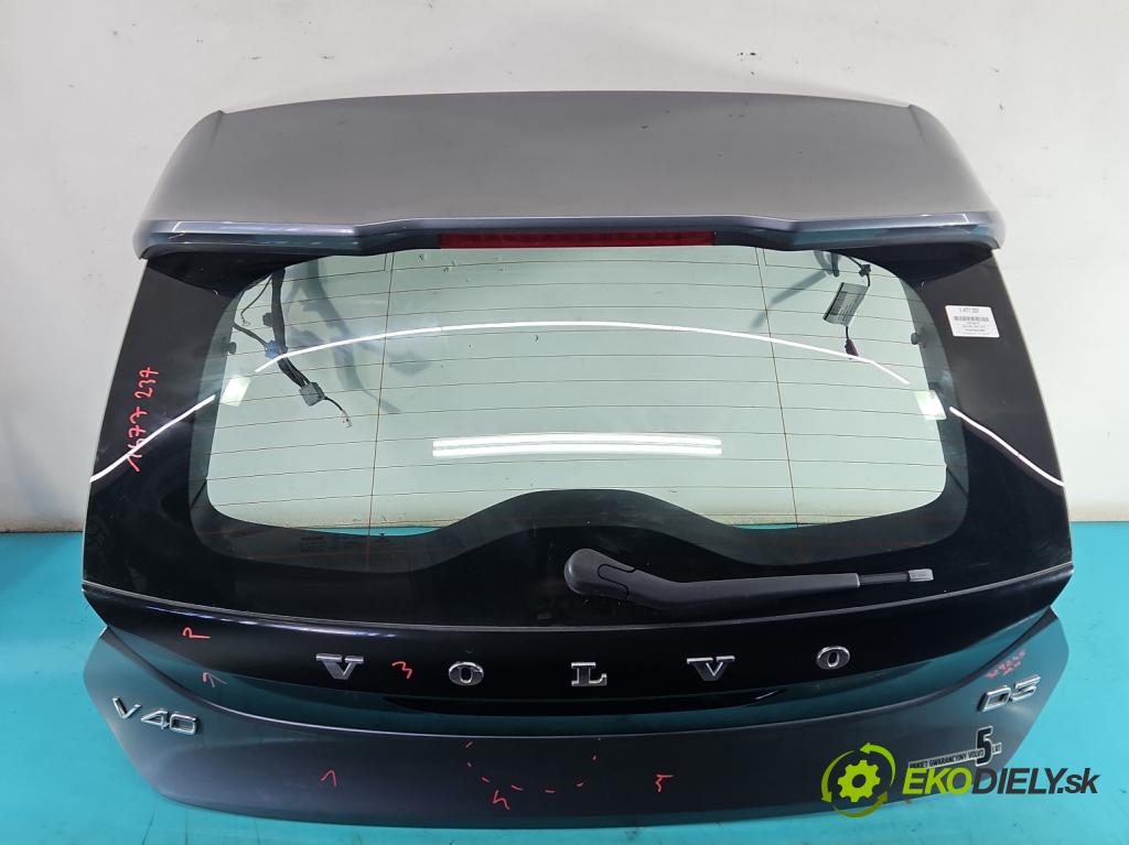 Volvo V40 II 2012-2019 2.0 D3 150 hp automatic 110 kW 1984 cm3 5- zadní kufrové dveře  (Zadní kapota (kufr))