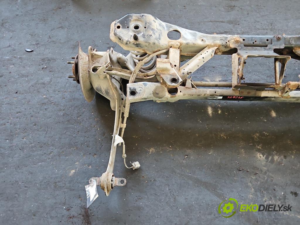 Volvo V40 II 2012-2019 2.0 D3 150 HP automatic 110 kW 1984 cm3 5- zadna výstuha 31406223 (Výstuha zadná)