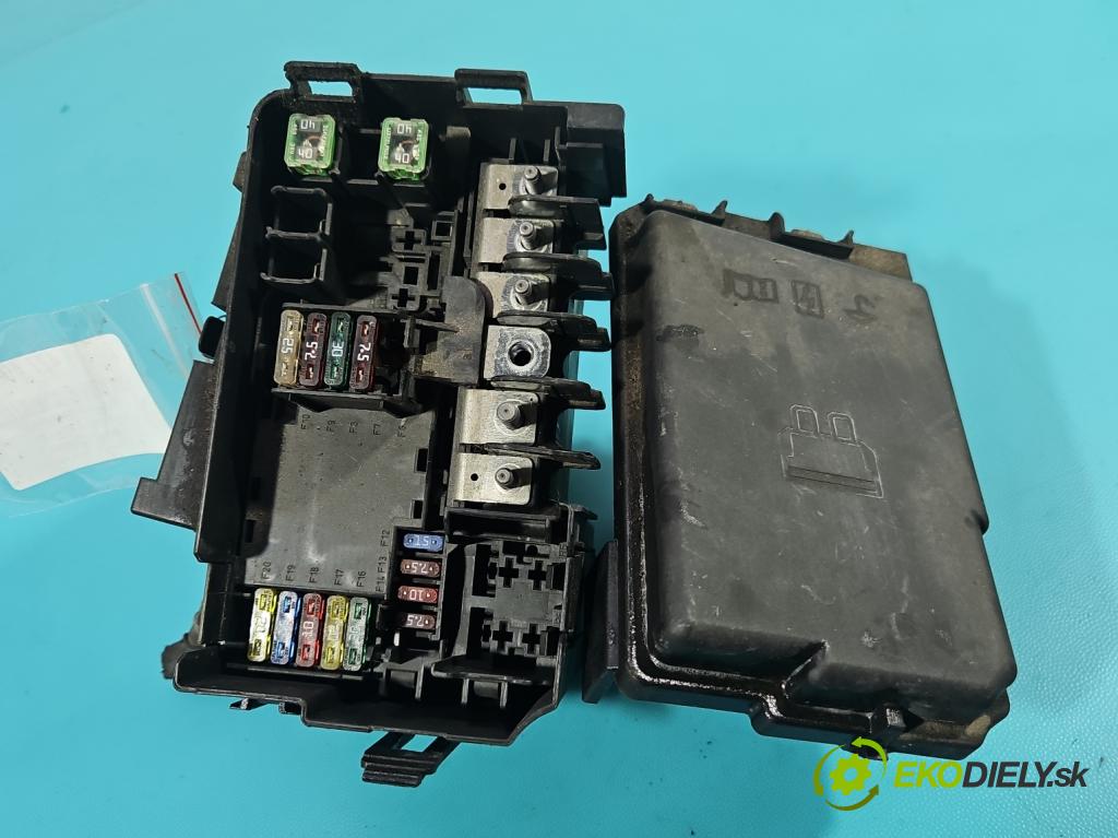 Skoda Fabia III 2014- 2021 1.0 TSI 95 hp manual 70 kW 999 cm3 5- skříňka pojistková 6C0907361F (Pojistkové skříňky)