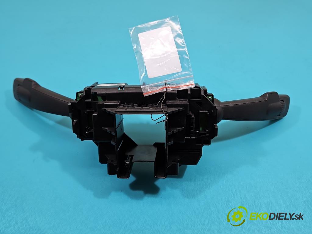 Volvo V40 II 2012-2019 2.0 D3 150 HP automatic 110 kW 1984 cm3 5- prepínač komplex: 31394001 (Prepínacie páčky pod volantom)