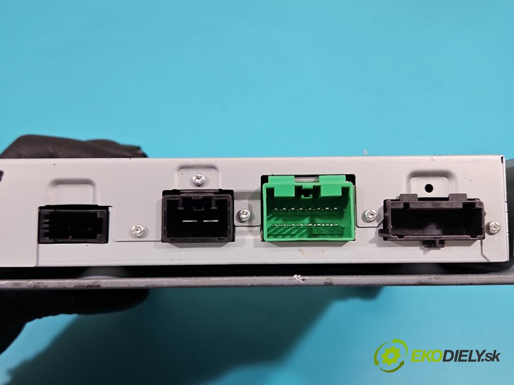 Volvo V40 II 2012-2019 2.0 D3 150 HP automatic 110 kW 1984 cm3 5- Zesilovač: 31409935AA (Zosilňovač)