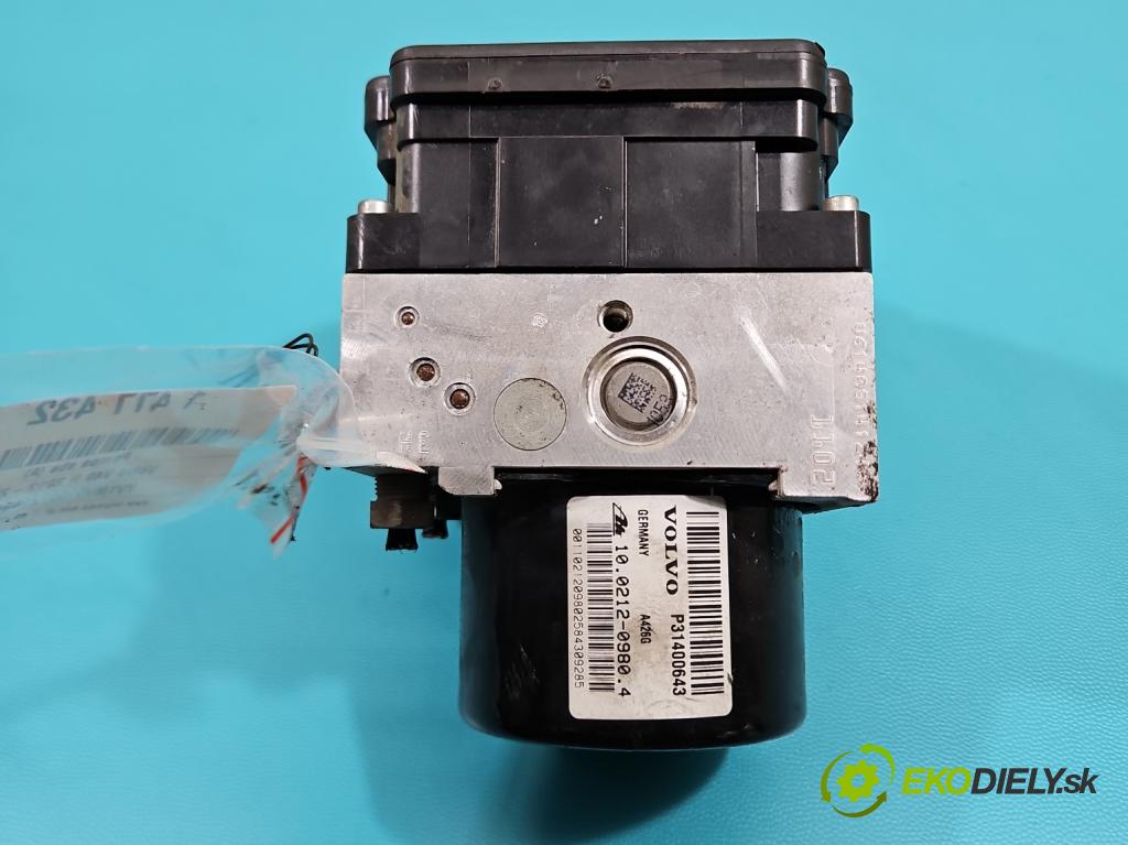 Volvo V40 II 2012-2019 2.0 D3 150 HP automatic 110 kW 1984 cm3 5- čerpadlo abs P31400643 (Pumpa ABS)