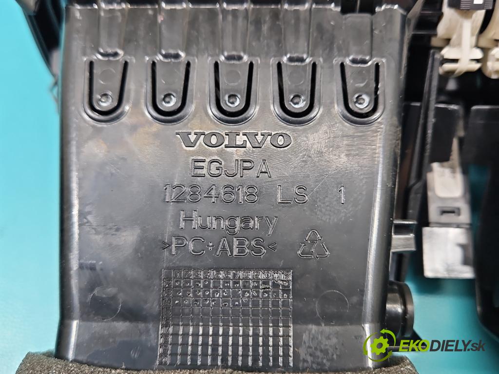 Volvo V40 II 2012-2019 2.0 D3 150 HP automatic 110 kW 1984 cm3 5- Mřížka: kúrenia stredová 1284618 (Mriežka kúrenia (fukár))