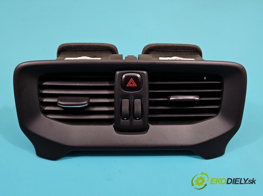 Volvo V40 II 2012-2019 2.0 D3 150 HP automatic 110 kW 1984 cm3 5- Mřížka: kúrenia stredová 1284618 (Mriežka kúrenia (fukár))