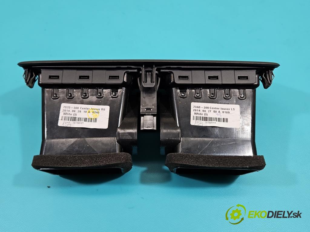 Volvo V40 II 2012-2019 2.0 D3 150 HP automatic 110 kW 1984 cm3 5- Mřížka: kúrenia stredová 1284618 (Mriežka kúrenia (fukár))