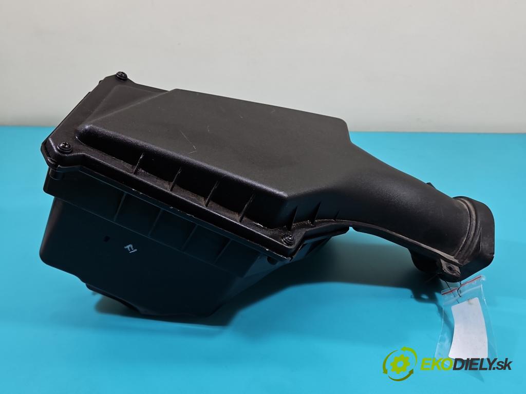 Volvo V40 II 2012-2019 2.0 D3 150 HP automatic 110 kW 1984 cm3 5- obal filtra vzduchu 31319645 (Obal vzduchového filtra)