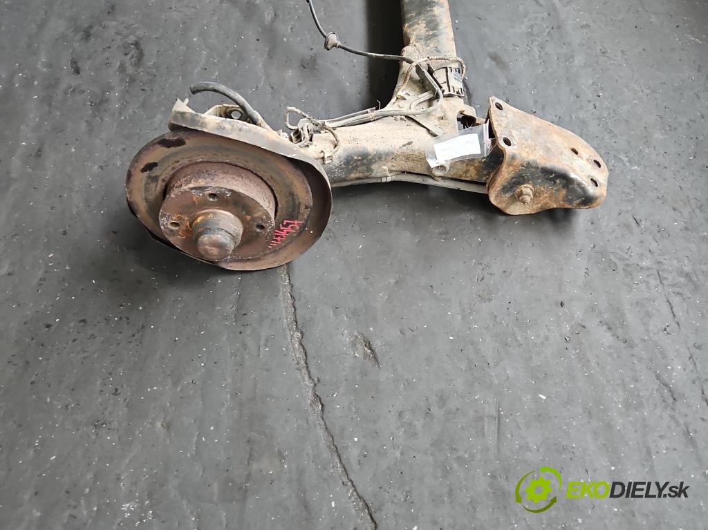 Vw Passat B4 1993-1997 2.0 8V 116 hp manual 85 kW 1984 cm3 4- zadní výztuha  (Výztuhy zadní)