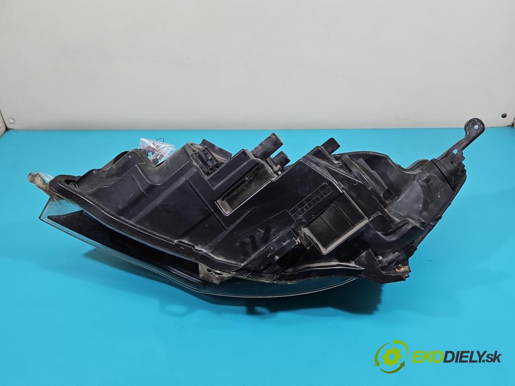 Opel Astra IV 2009-2015 1.4 T 140 HP manual 103 kW 1364 cm3 5- Reflektor: pravý 13371596 (Svetlo predné pravé)