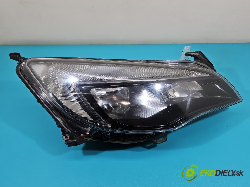 Opel Astra IV 2009-2015 1.4 T 140 HP manual 103 kW 1364 cm3 5- Reflektor: pravý 13371596 (Svetlo predné pravé)