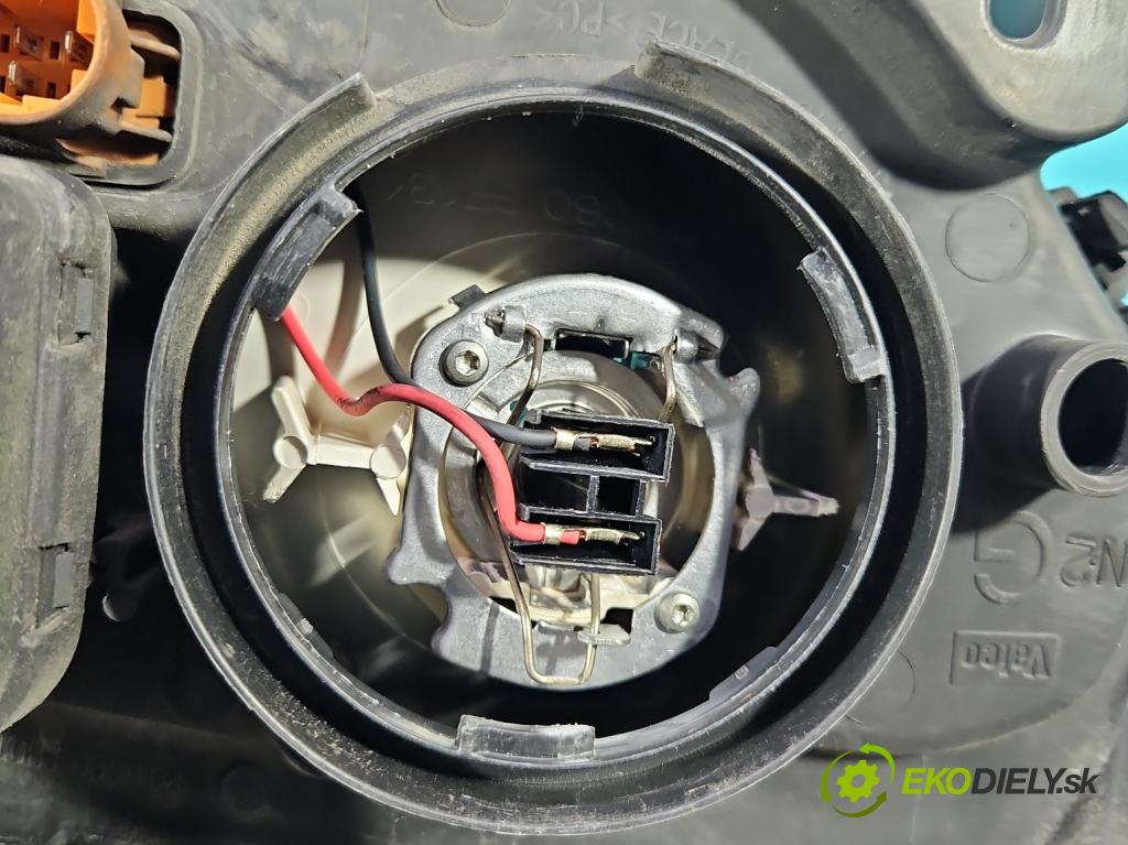 Renault Scenic I 1996-2003 1.9 dci 102 hp manual 75 kW 1870 cm3 5- světlo levý  (Klika dveří ostatní)