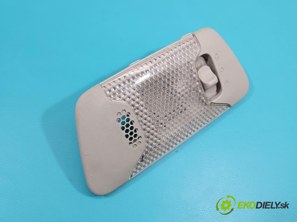 Toyota Aygo II 2014-2022 1.0 vvti 1KR 69KM manual 51 kW 998 cm3 5- svetlo / reflektor interiéra 