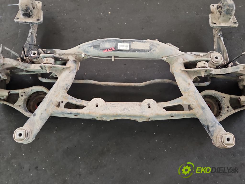 Skoda Superb II 2008-2015 2.0 tdi 140 HP manual 103 kW 1968 cm3 5- zadna výstuha 5N0505235Q (Výstuha zadná)