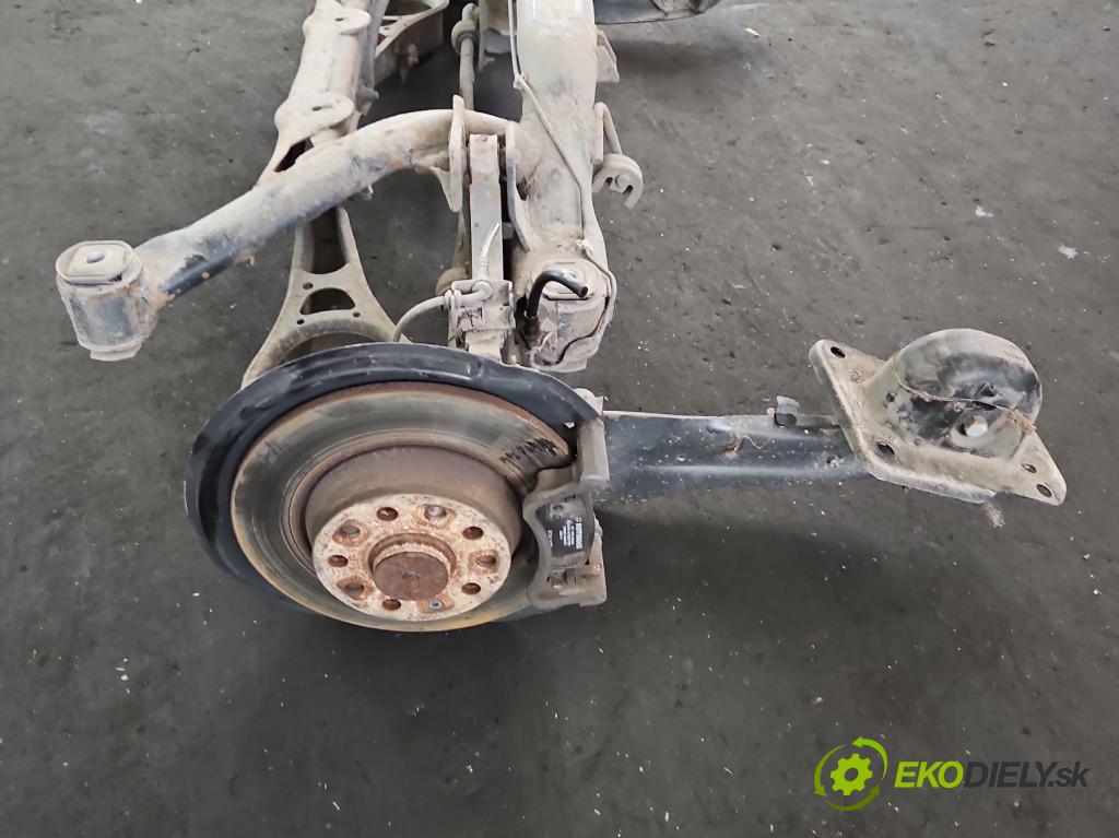 Skoda Superb II 2008-2015 2.0 tdi 140 HP manual 103 kW 1968 cm3 5- zadna výstuha 5N0505235Q (Výstuha zadná)