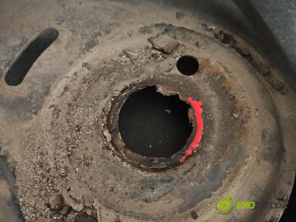 Skoda Superb II 2008-2015 2.0 tdi 140 HP manual 103 kW 1968 cm3 5- zadna výstuha 5N0505235Q (Výstuha zadná)