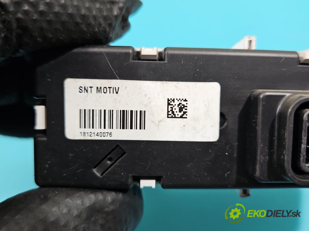 Toyota Aygo II 2014-2022 1.0 vvti 69KM manual 51 kW 998 cm3 5- Zobrazit:  (Prístrojová doska)