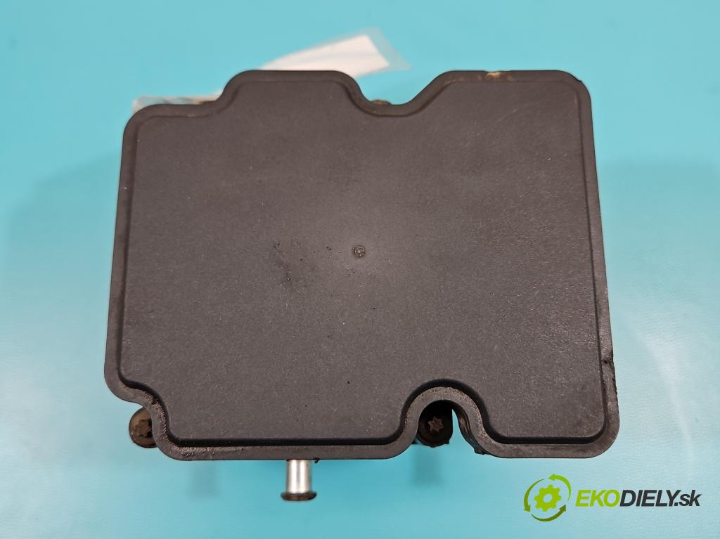 Toyota Aygo II 2014-2022 1.0 vvti 69KM manual 51 kW 998 cm3 5- čerpadlo abs 44540-0H070 (Pumpa ABS)